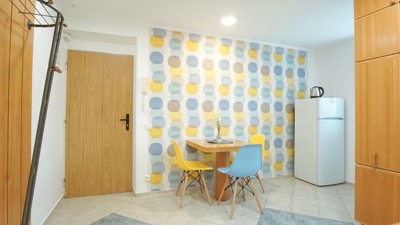 Apartmány Monty Karlovy Vary Esterno foto