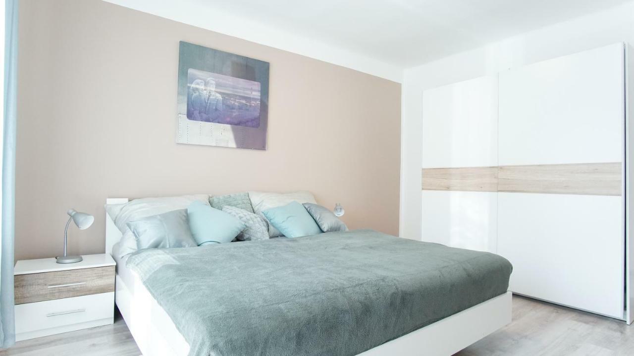 Apartmány Monty Karlovy Vary Esterno foto